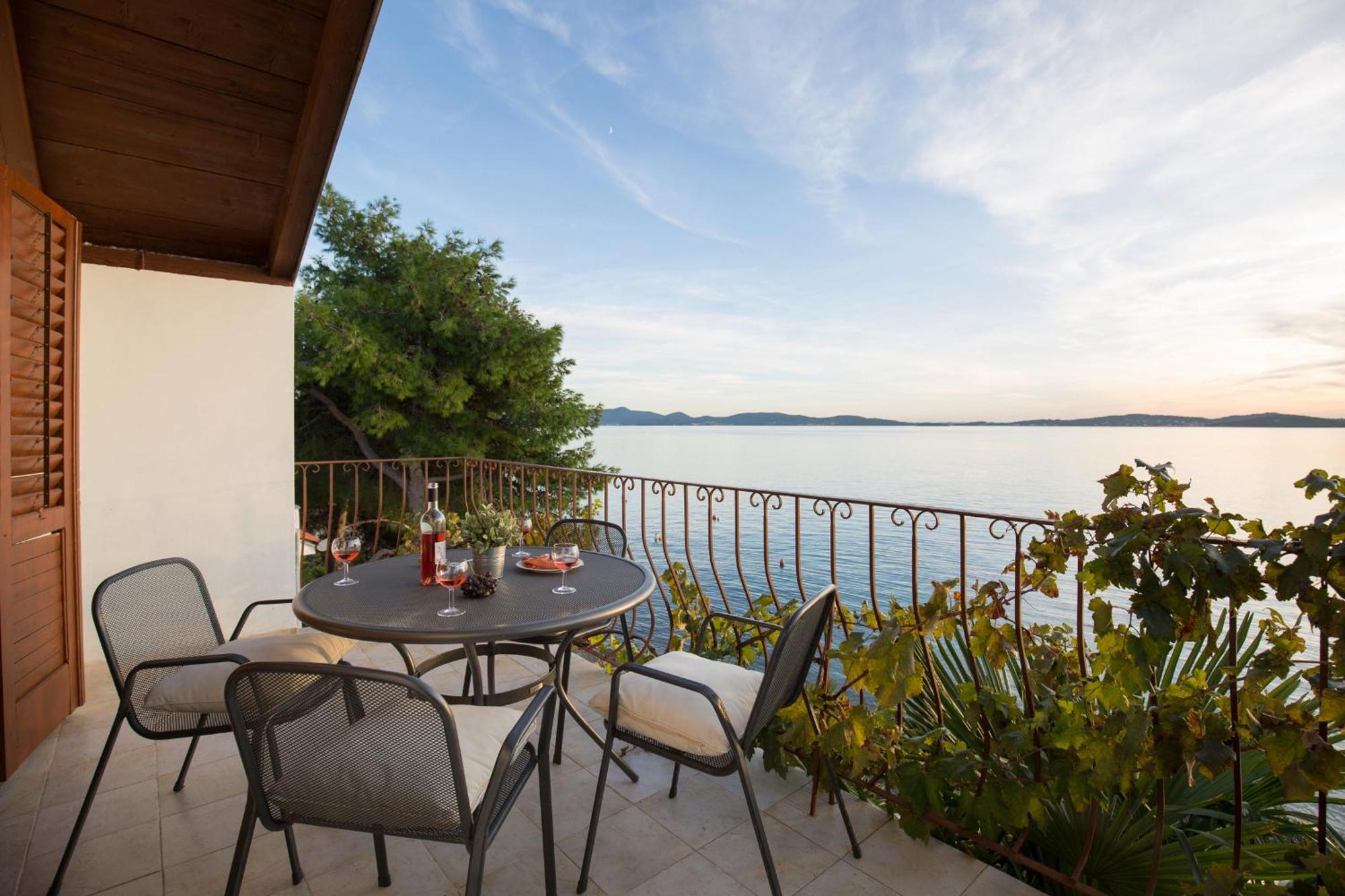 Sunset Family House In Bibinje On The Beach Exterior photo